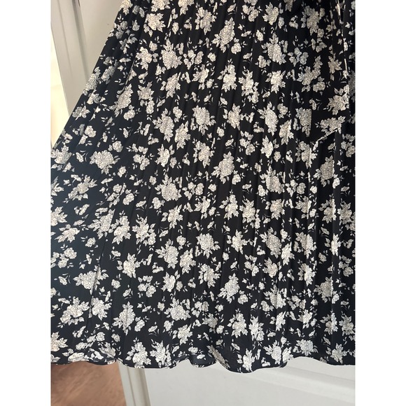 Skies Are Blue Pleated Midi Skirt Black Floral Print Size L - Picture 2 of 5